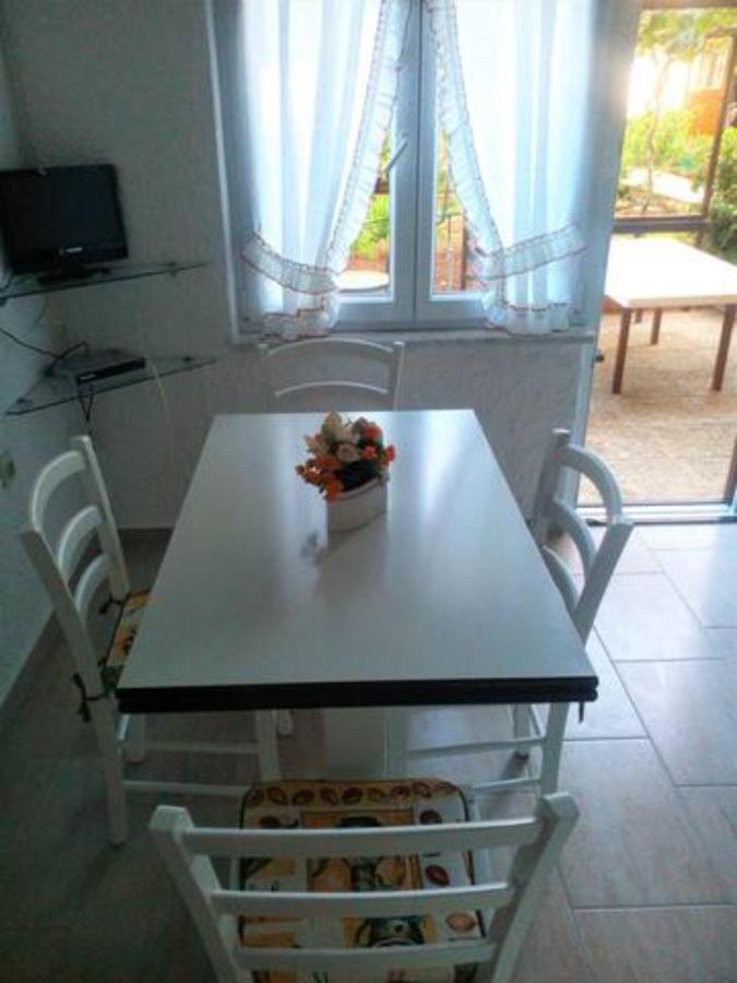 App Anita Apartment Premantura Exterior foto